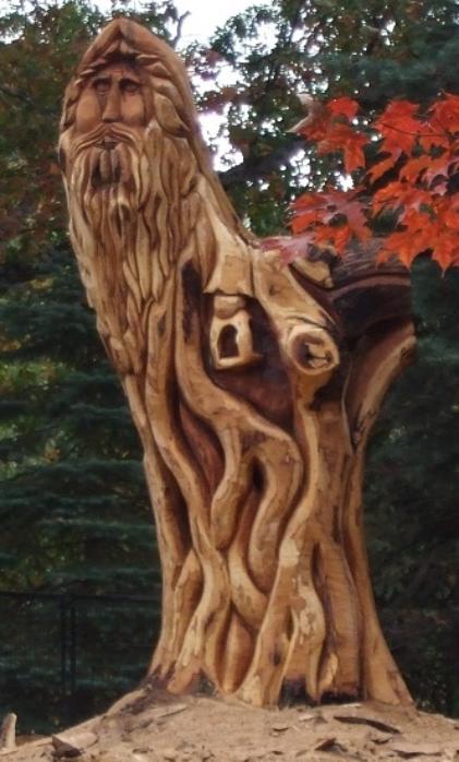 Tree chainsaw carving Brighton Mi.